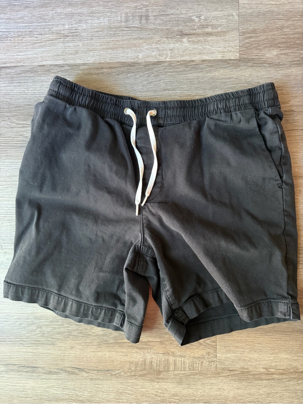 PacSun Black valley shorts with White Drawstringy